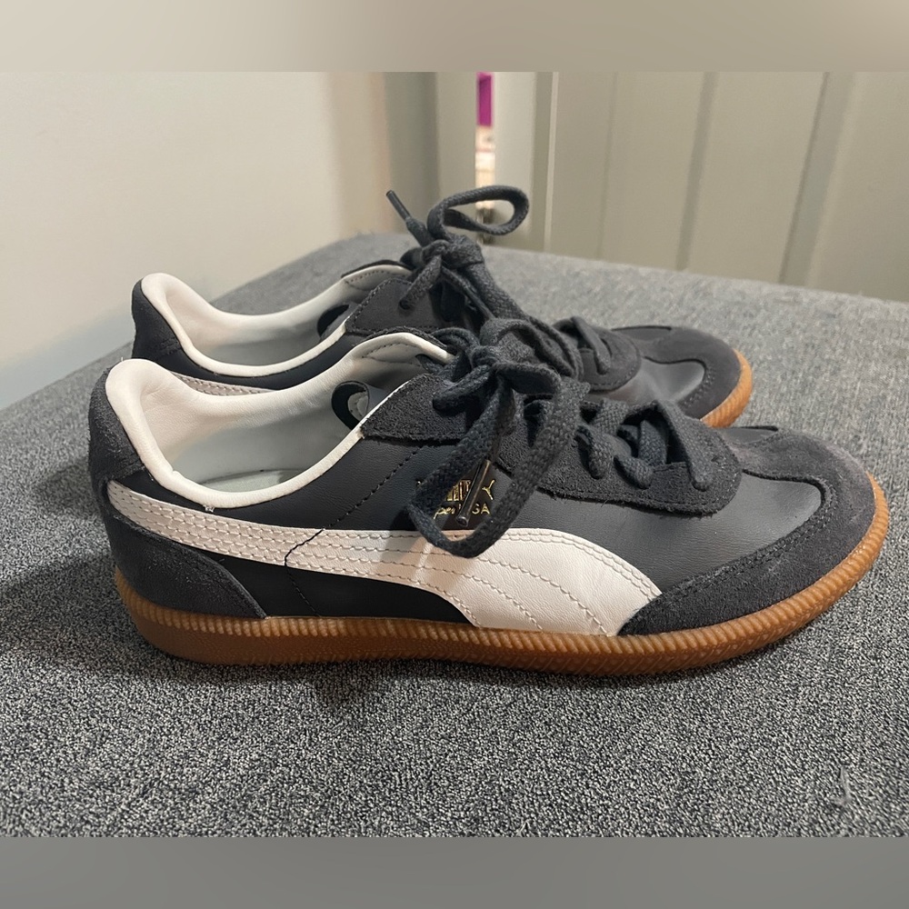 Puma Super Liga indoor soccer shoes